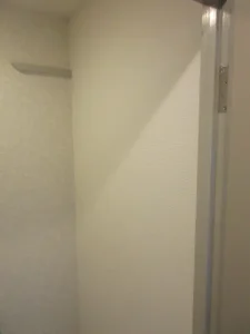 貼り替えた壁の上部の様子